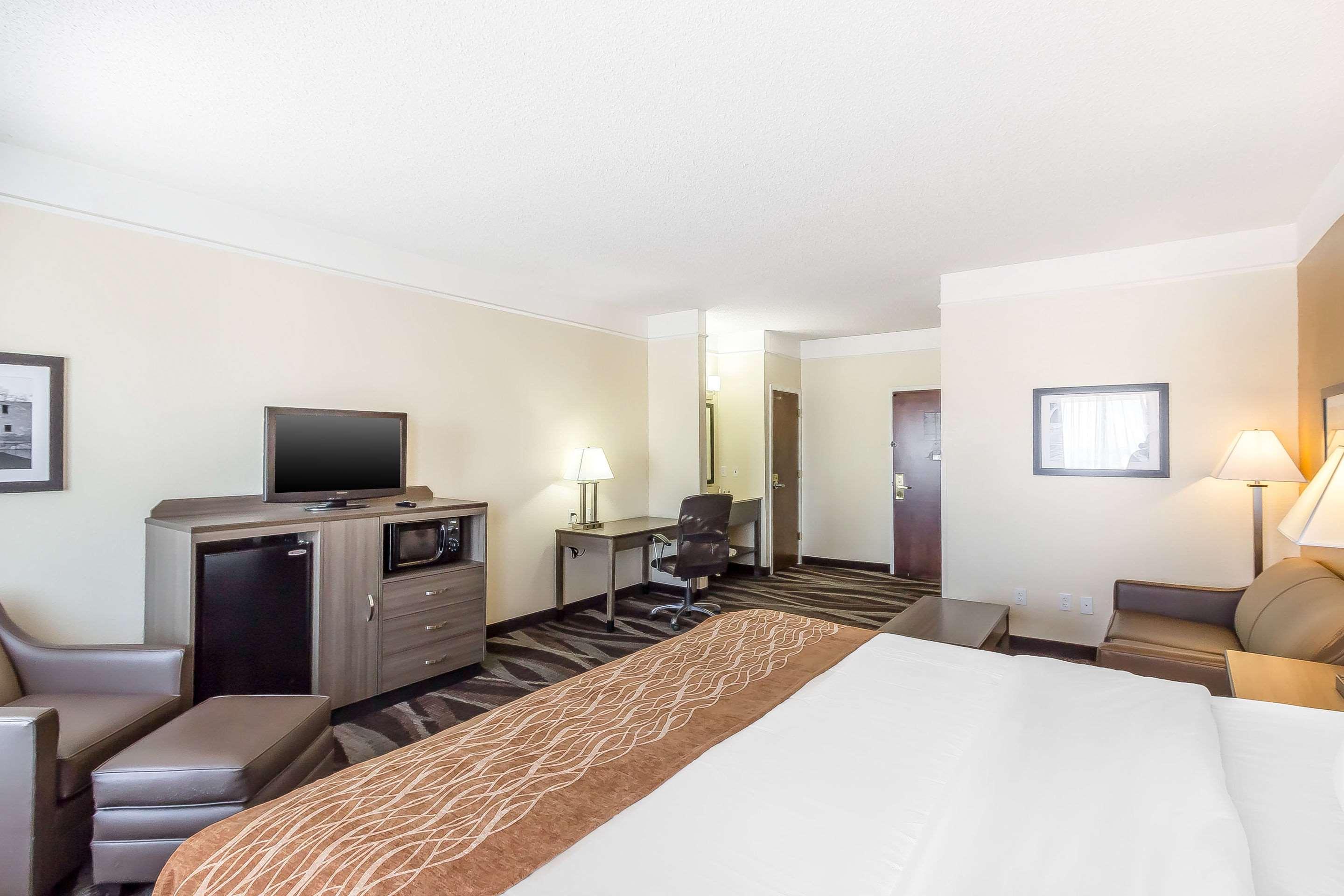 Comfort Inn Near Frost Bank Center Сан-Антонио Экстерьер фото
