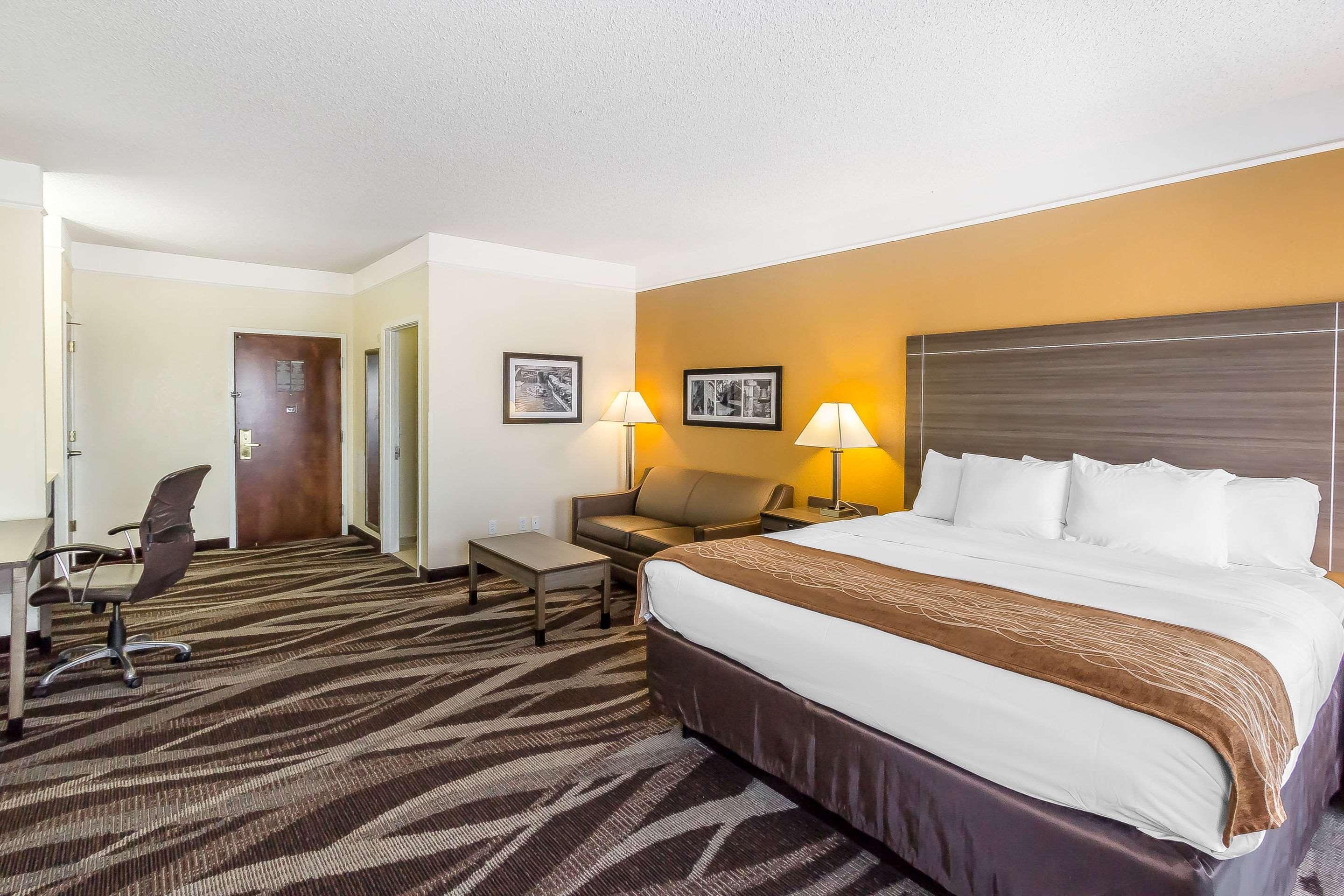 Comfort Inn Near Frost Bank Center Сан-Антонио Экстерьер фото