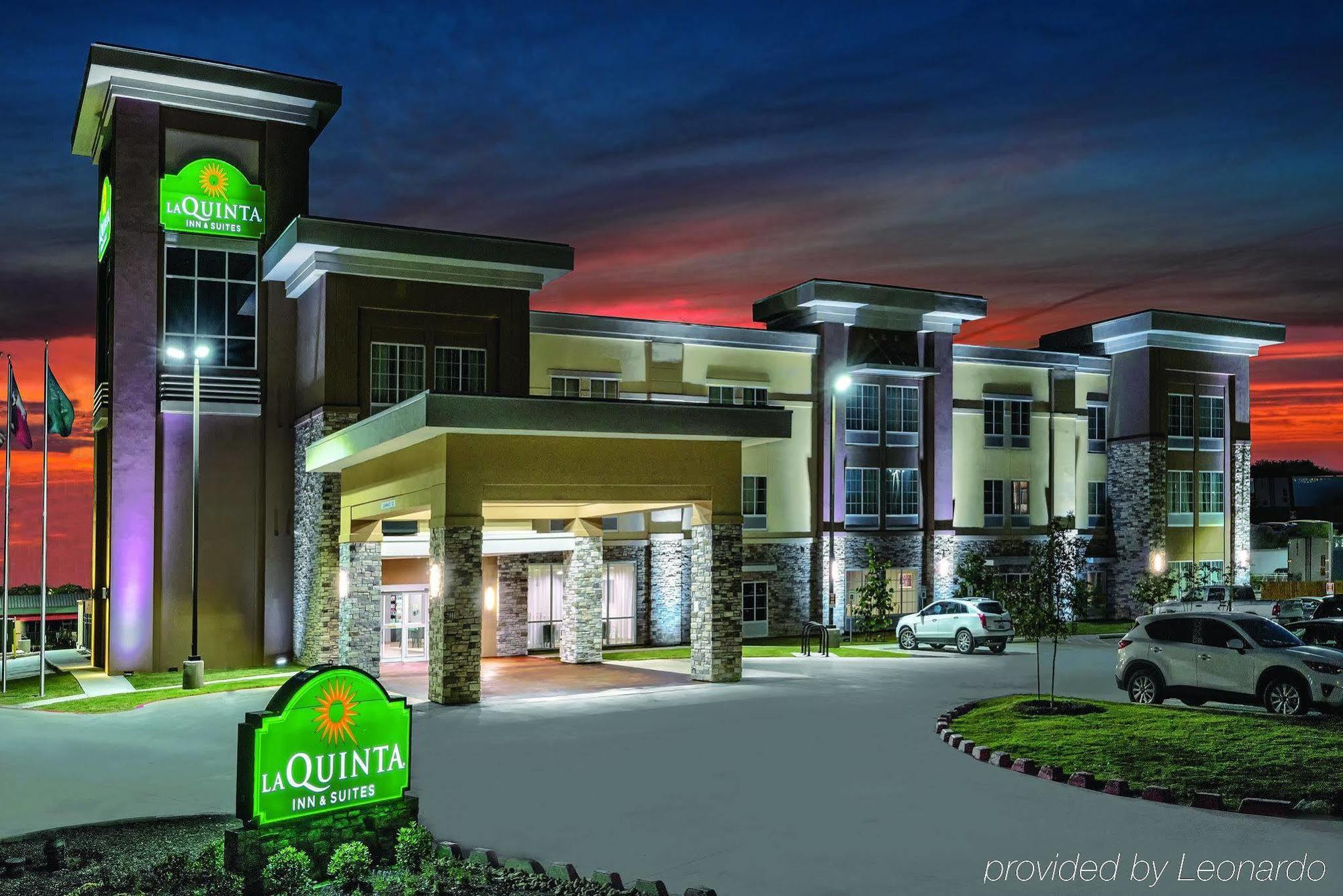 Comfort Inn Near Frost Bank Center Сан-Антонио Экстерьер фото